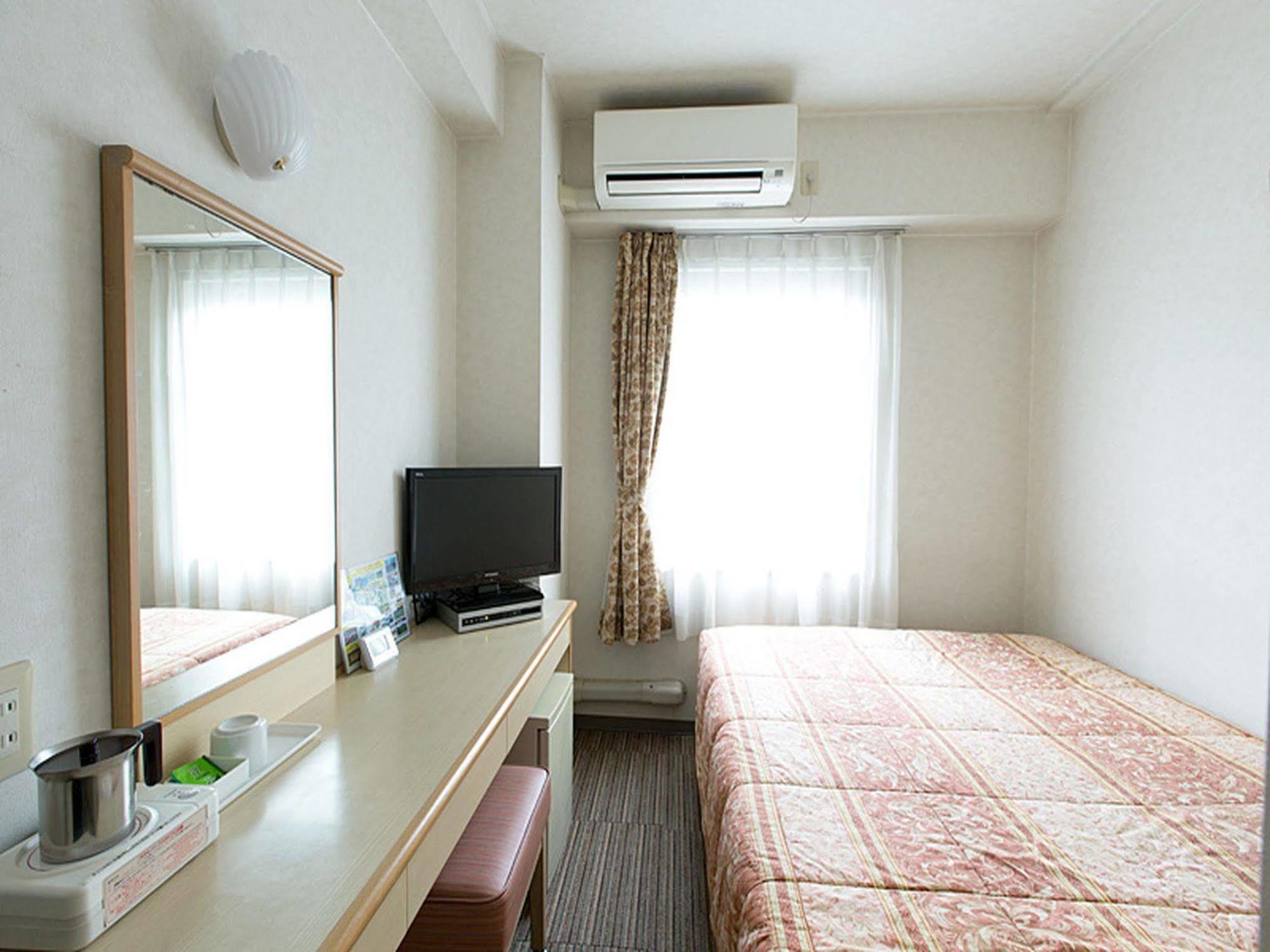 Hotel Park Stadium Naha Extérieur photo